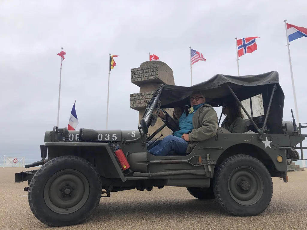 decouverte en jeep des plages du debarquement compagnons d irene credit mathilde lelandais 9 1