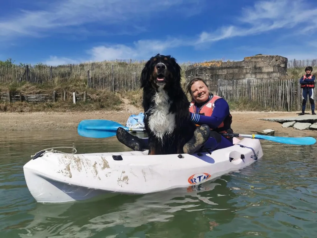 paddle avec son chien sur la seulles dogfriendly paddleboard credit nathalie papouin 6 1