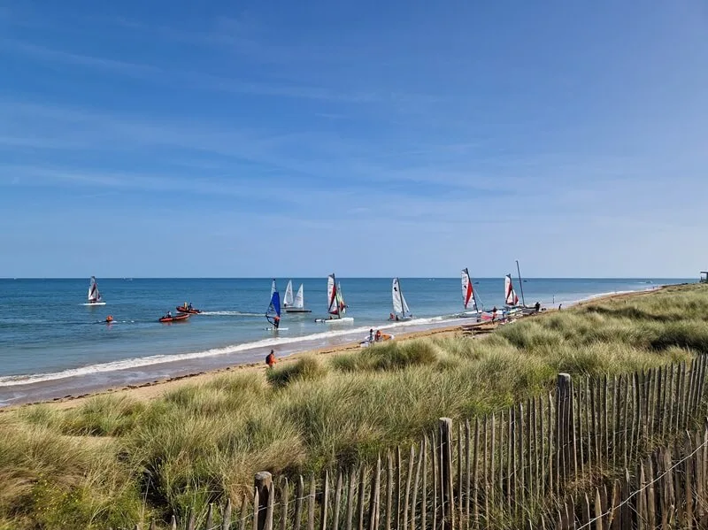 sports nautiques plage ouest courseulles sur mer credit nathalie papouin 11